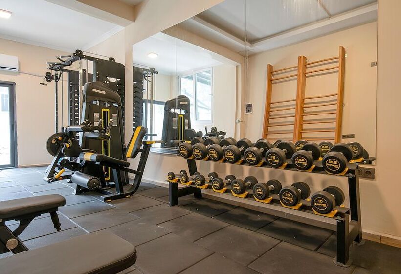 فندق Ramada by Wyndham Fethiye Oludeniz