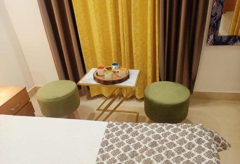 ホテル Satluj Classic Cottage