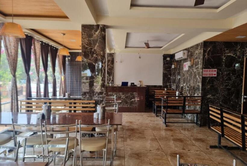 فندق Shahi Capital