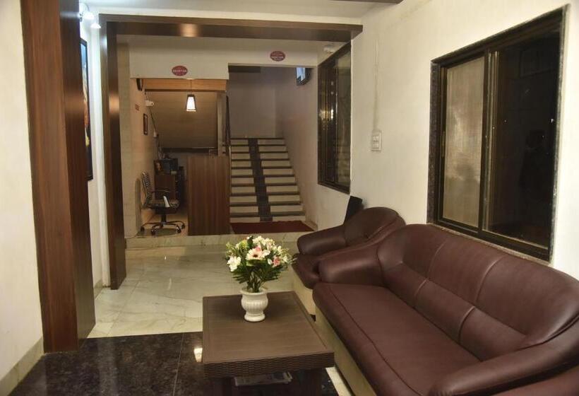 فندق Shahi Capital