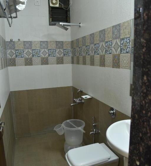 فندق Shahi Capital