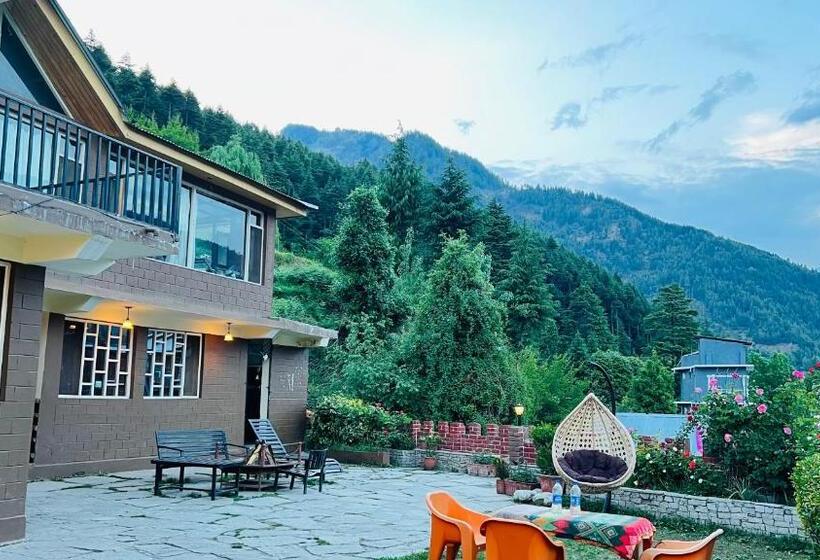 בית מלון כפרי Doon Valley Resort, Mussoorie   Away From City Hustle