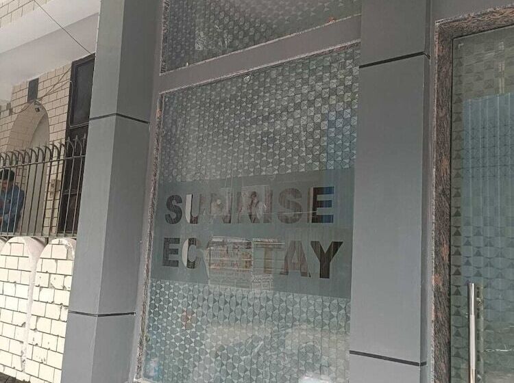 ホテル Sunrise Ecostay