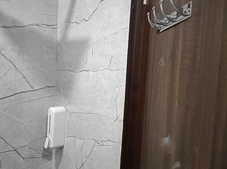 ホテル Sunrise Ecostay