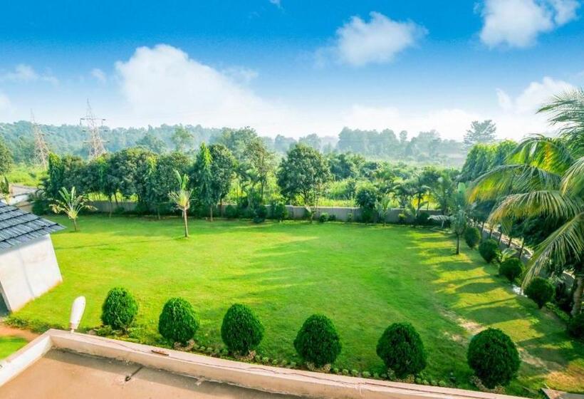 酒店 The World Barbil