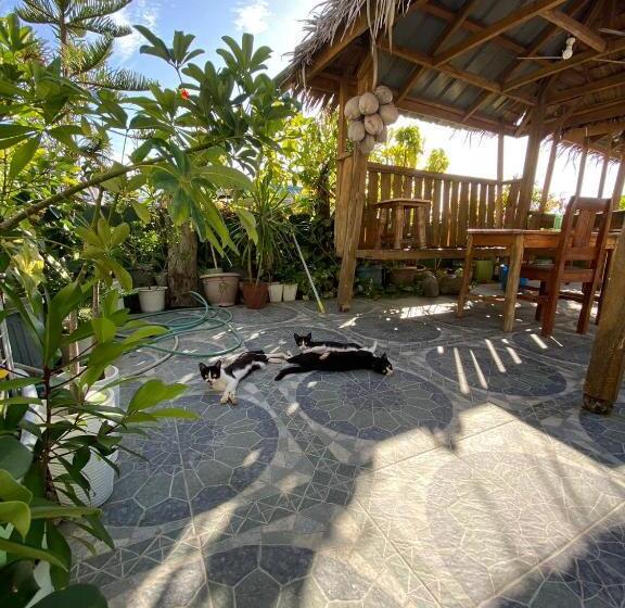 هتل Tina S Reef Divers & Super Diving