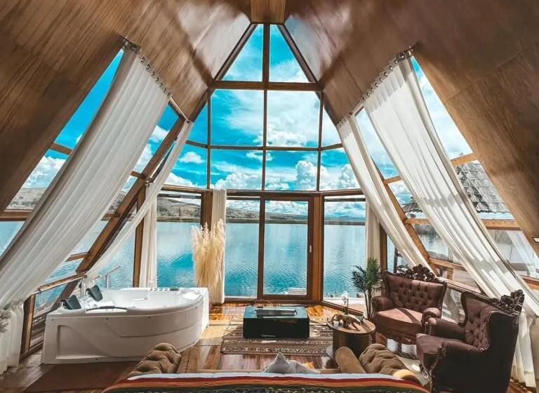 ホテル Titicacamarkalodgeperu