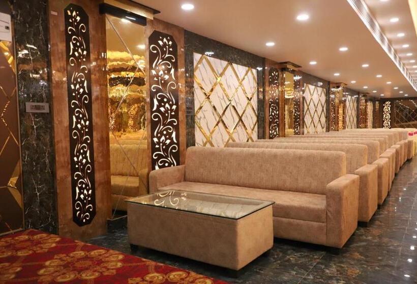 ホテル Vrinda Klyde Heritage