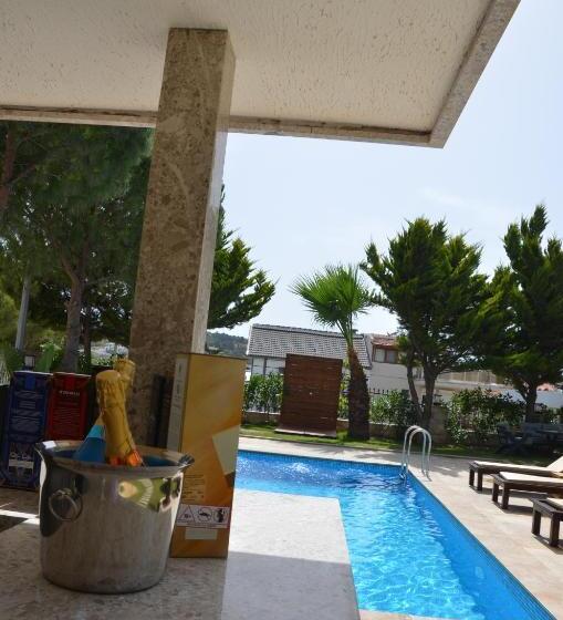 فندق Wind Of Çeşme