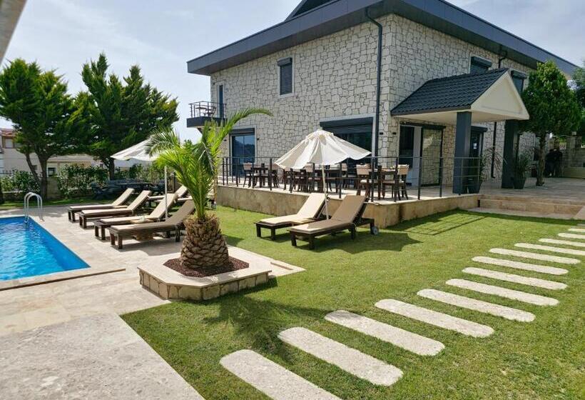 فندق Wind Of Çeşme