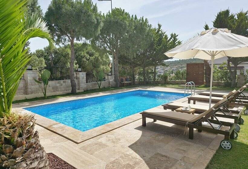 فندق Wind Of Çeşme