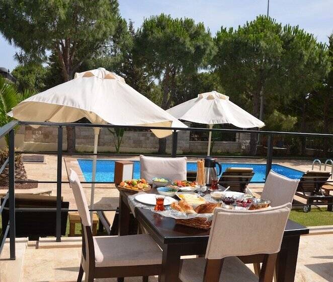 فندق Wind Of Çeşme