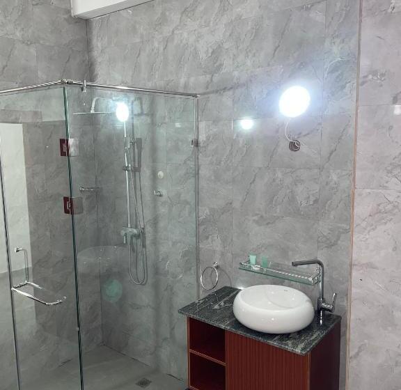 Manna Heights Hotel And Conference Center