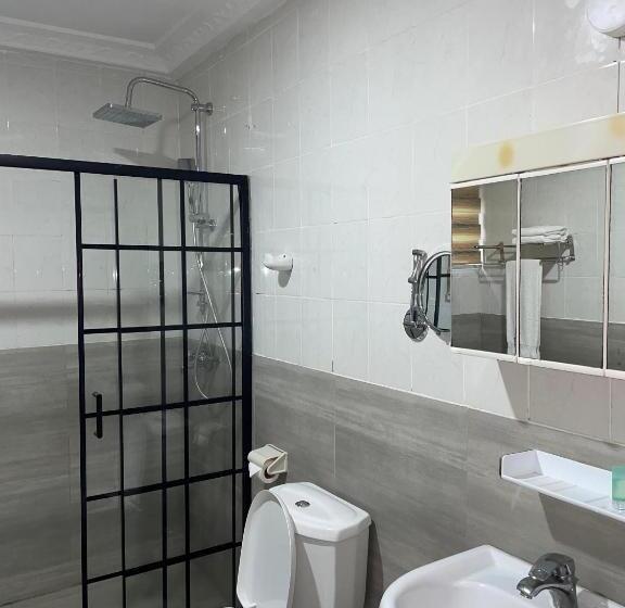 Manna Heights Hotel And Conference Center