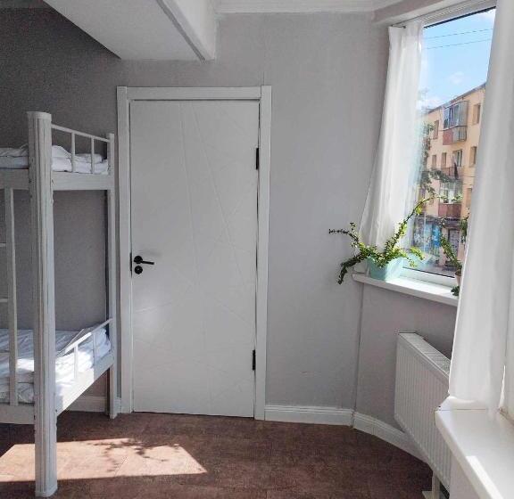 Mars Hostel Bumbugur