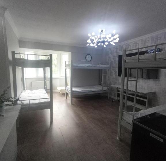 Mars Hostel Bumbugur