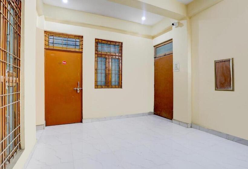 Oyo Hotel Dharma Stay