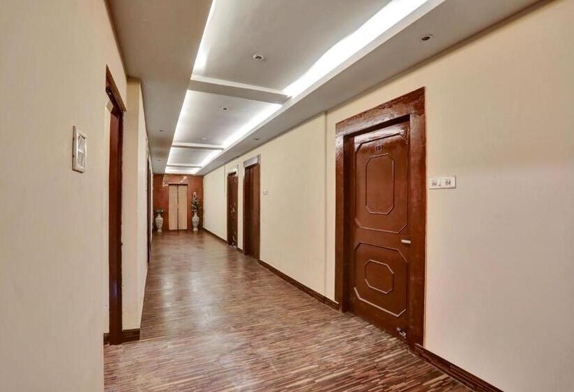 Oyo Hotel Phool Plaza