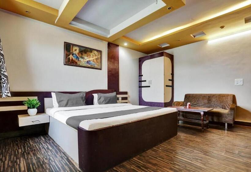 Oyo Hotel Phool Plaza