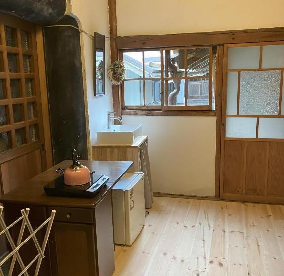 بنسيون 古民家の宿勝右衛門吉野