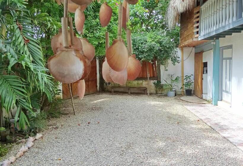 פנסיון Bamboo Rincon Del Mar