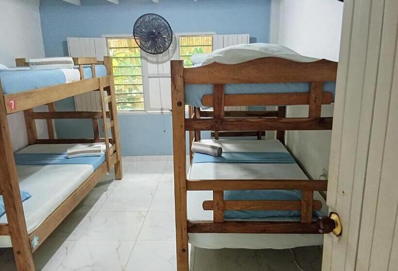 پانسیون Bamboo Rincon Del Mar