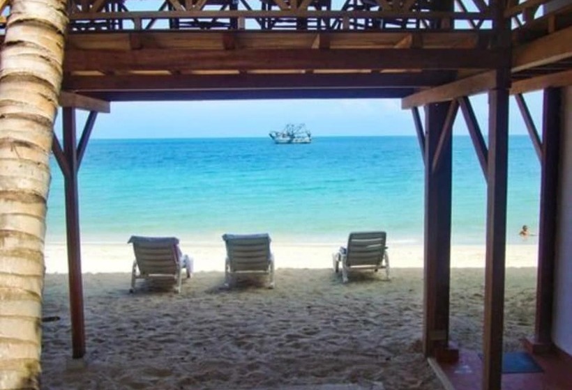 پانسیون Bamboo Rincon Del Mar