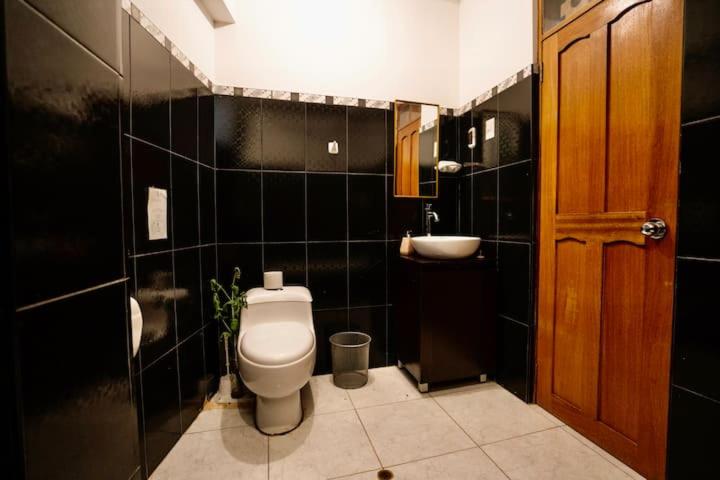 Pension Blue Lotus Coca Suite Private Bath And Balcony