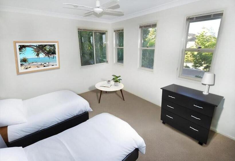 פנסיון Bond Uni Guest House