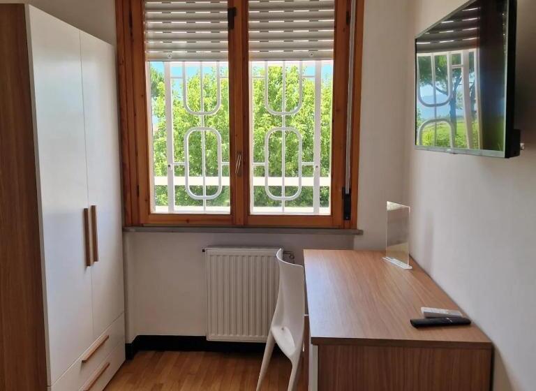 פנסיון Disma Rooms