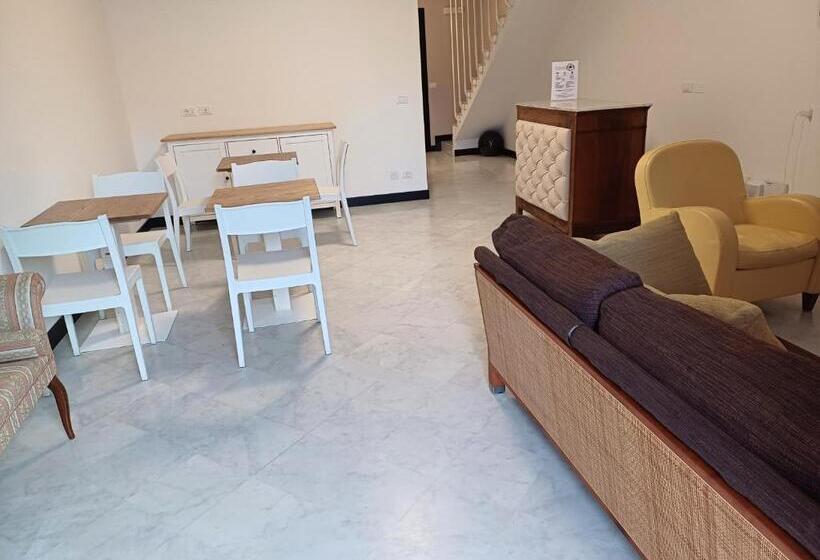 פנסיון Disma Rooms