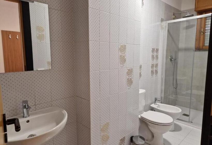 פנסיון Disma Rooms