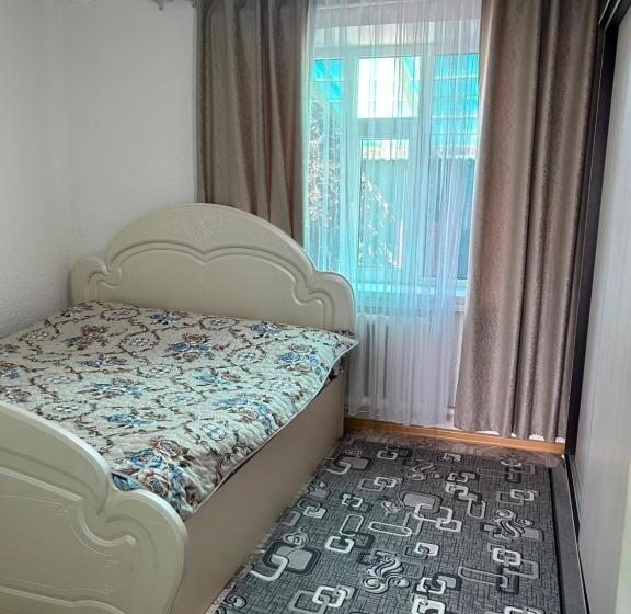 پانسیون Green Forest Guest House