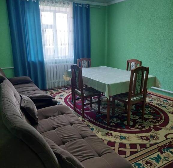 پانسیون Green Forest Guest House