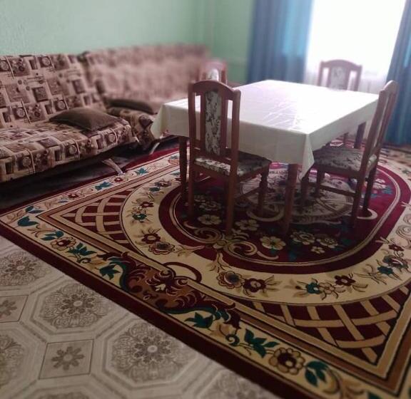 پانسیون Green Forest Guest House