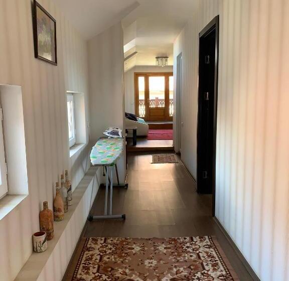 پانسیون Guest House Akaki