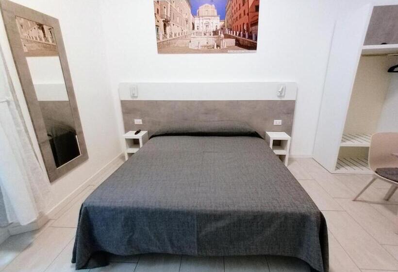 پانسیون La Piazza