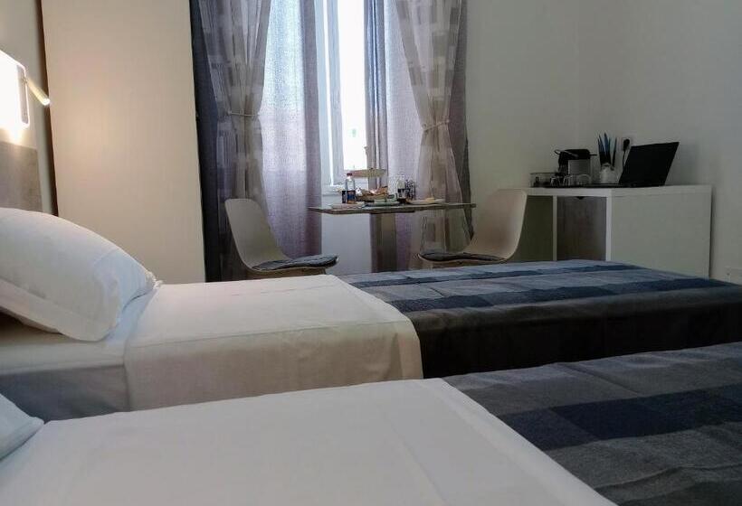 پانسیون La Piazza