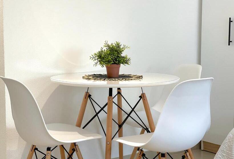 پانسیون Laguna Apartments