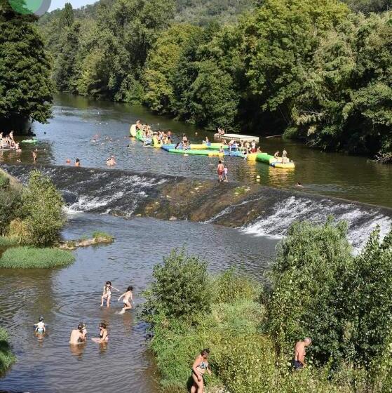 פנסיון Les Chambres Des Artistes