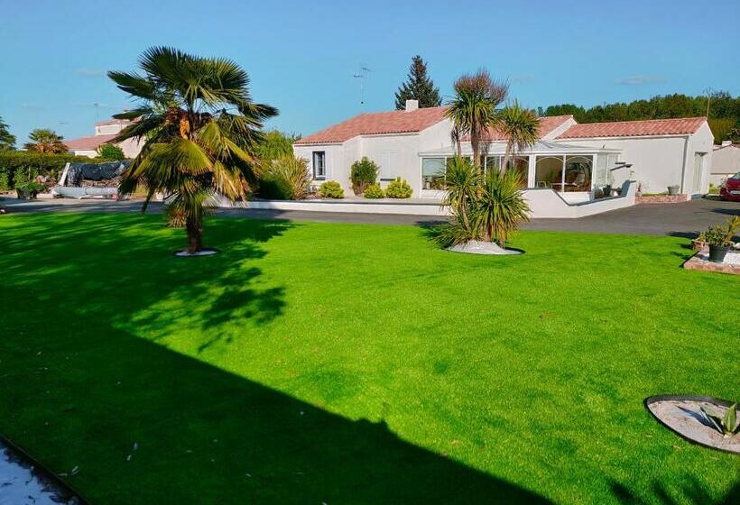 펜션 Les Papillons Roses