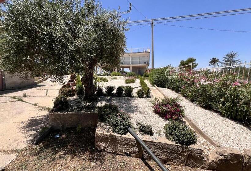 פנסיון Marzamemi Rooms