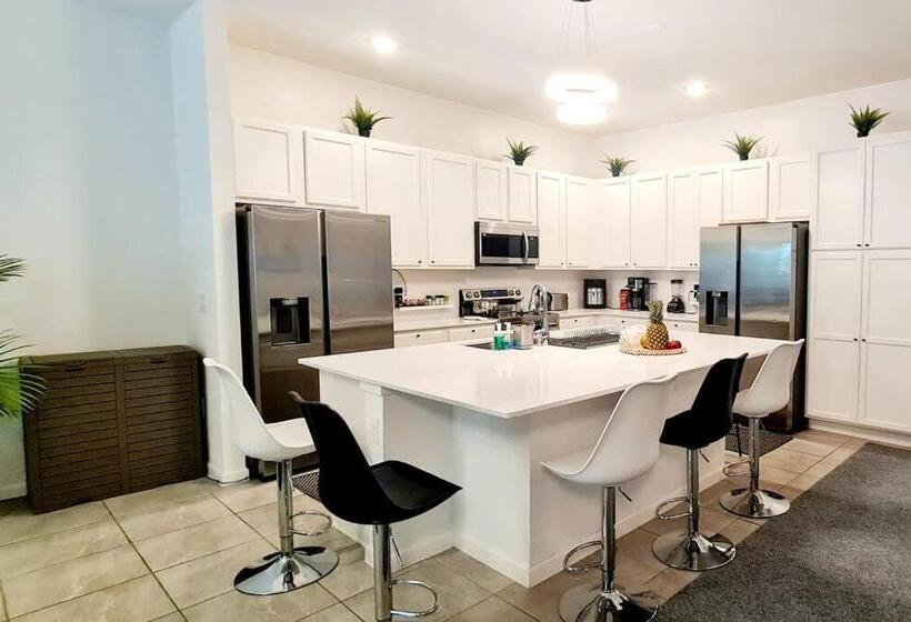 膳宿费 M&c Zenith Stay In The Heart Of Disney Magic