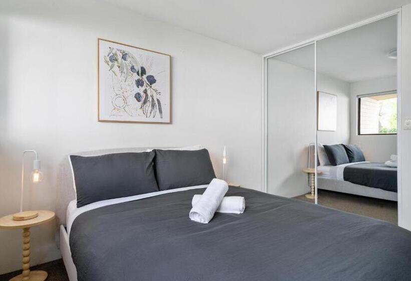 پانسیون 1nc Spacious 3bedroom Townhouse, North Sydney Free Parking