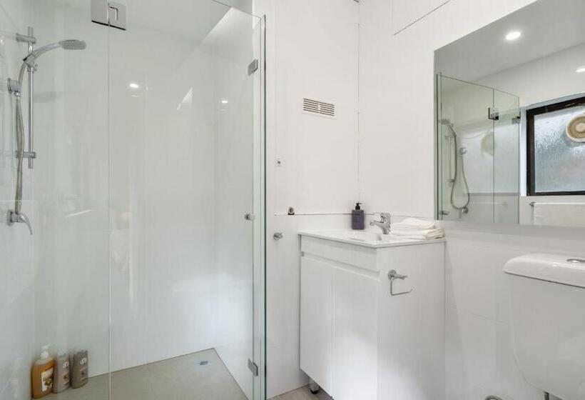 پانسیون 1nc Spacious 3bedroom Townhouse, North Sydney Free Parking