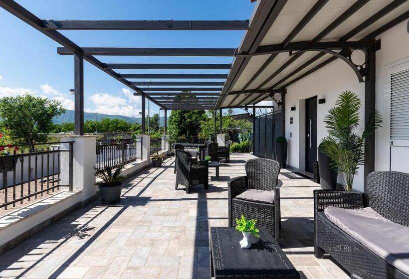 ペンション Testani Guest House Special