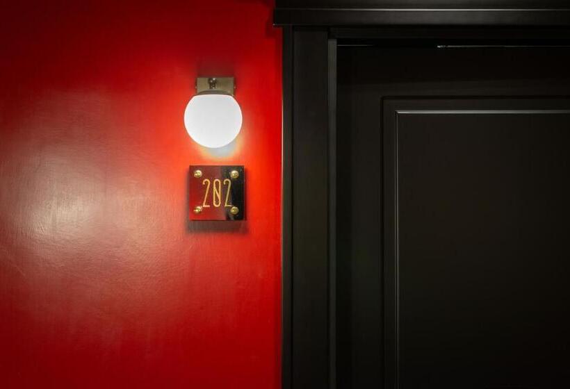 پانسیون The Couper Umiltà