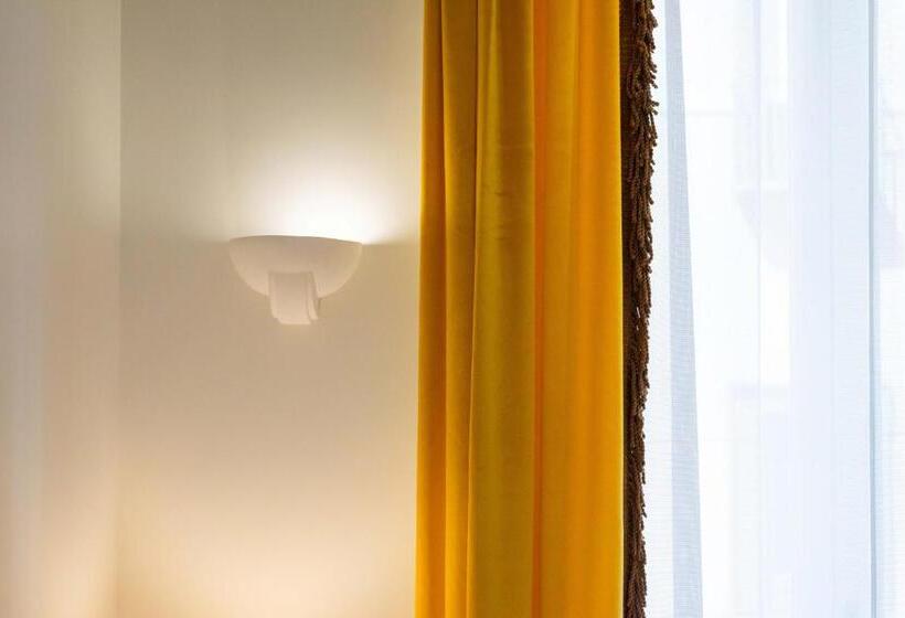 پانسیون The Couper Umiltà