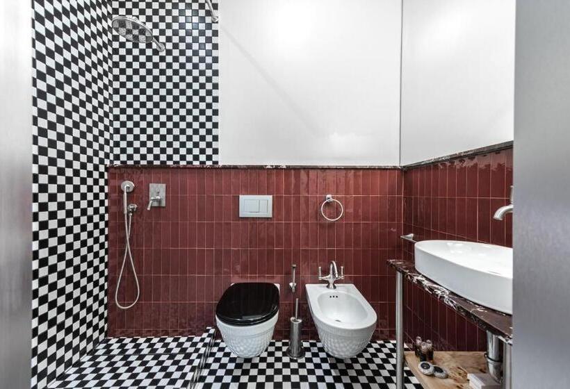 پانسیون The Couper Umiltà