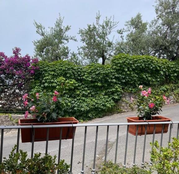 פנסיון Villa Valentina Suite